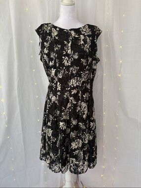 slim fit dress slacks Danny & Nicole 27127M - Two Piece Sleeveless Dress 8 / Black Fuchsia main image 0